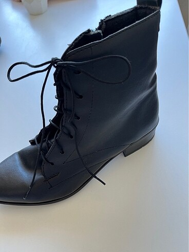 Kısa topuklu bot - Görsel 6