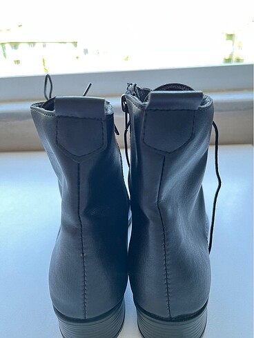 Kısa topuklu bot - Görsel 8