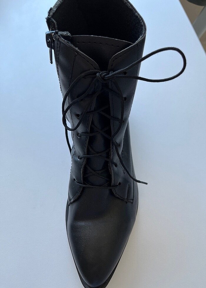 Kısa topuklu bot - Görsel 4