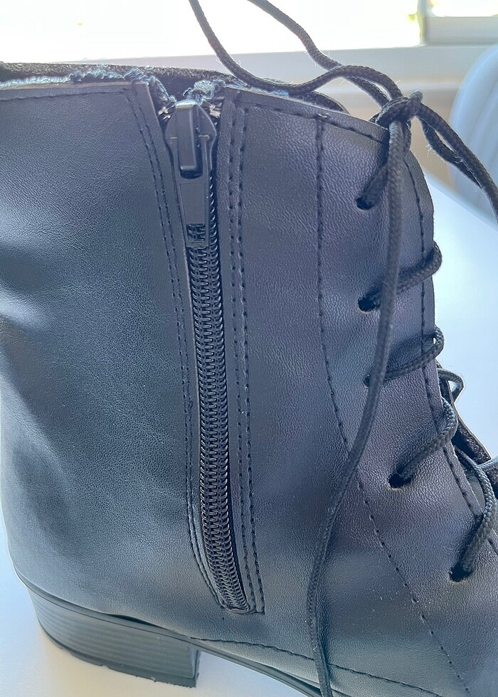 Kısa topuklu bot - Görsel 3