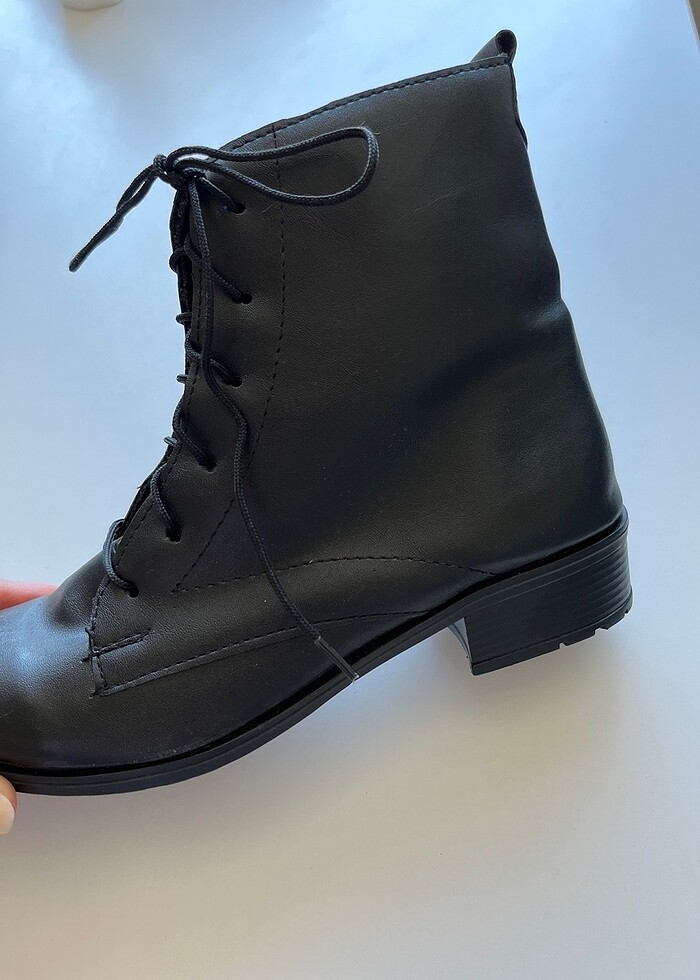 Kısa topuklu bot - Görsel 5