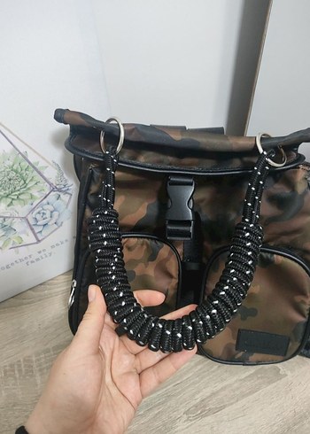 Kahverengi Kamuflaj Deri Kadın Sırt Çantası - Görsel 3