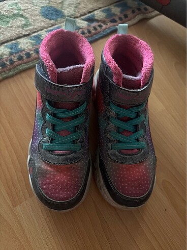 Skechers bot