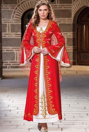 Altın İşlemeli Desenli Beyaz Kına Elbisesi Tül Bindallı Kaftan