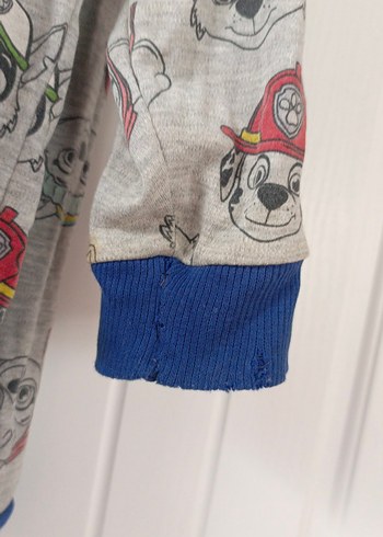 5 6  yaş Gri Çocuk Pijama Takımı kollarında az kuzur - Görsel 5