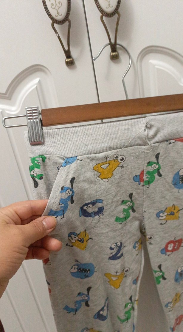 Düğmeli Gri Baskılı Erkek Çocuk Eşofman Altı - Görsel 2