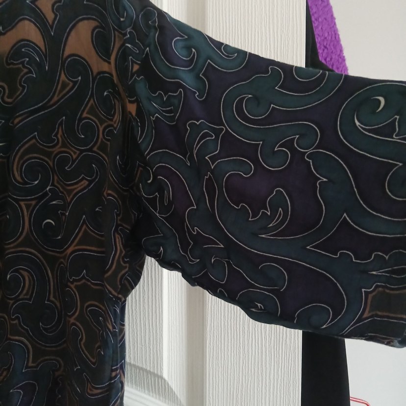 Desenli Mavi Kadın Bluz - Görsel 3