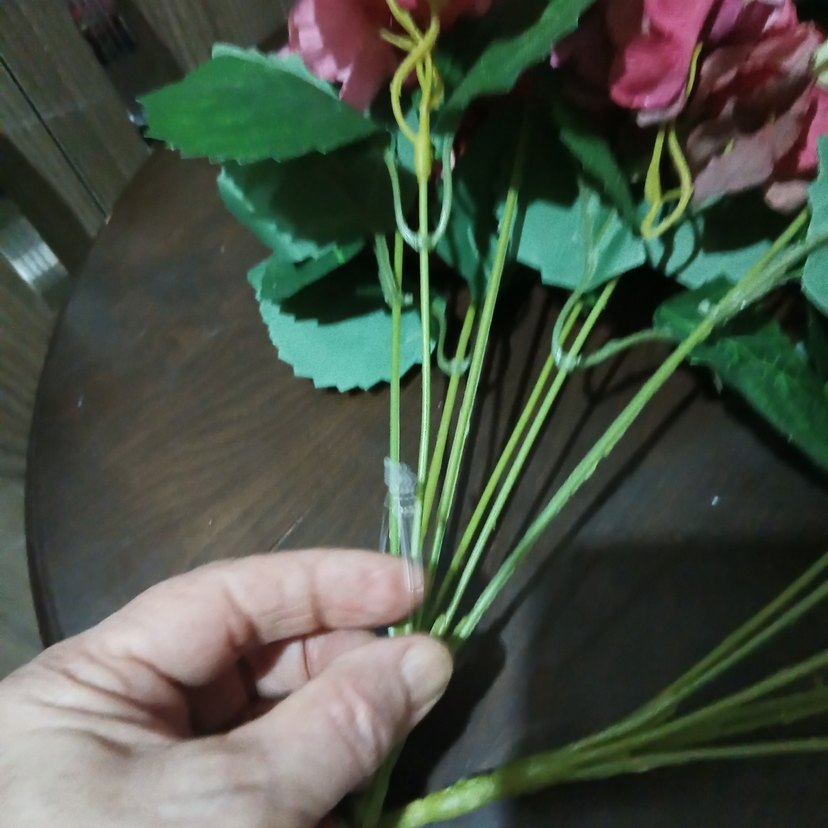 Beyaz ve Pembe Yapay Çiçek Demeti - Görsel 4