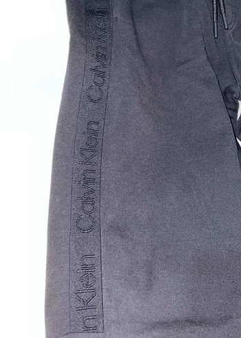Siyah Erkek calvin klein jeans eşofman altı 9.9 kondisyonu