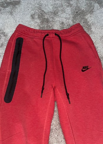 Nike Kırmızı Eşofman Altı TEKLİF VERMEKTEN ÇEKİNMEYİN!!!! - Görsel 3