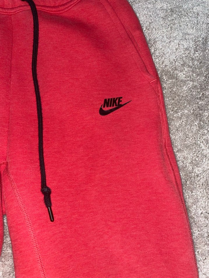 Nike Kırmızı Eşofman Altı TEKLİF VERMEKTEN ÇEKİNMEYİN!!!! - Görsel 2