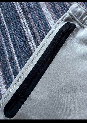 Nike Beyaz Eşofman Altı Siyah Bağcıklı - Görsel 3