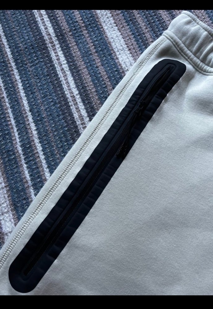 Nike Beyaz Eşofman Altı Siyah Bağcıklı - Görsel 3