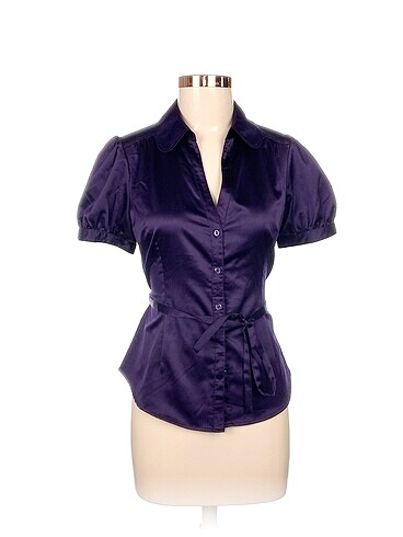 H&M Bluz %70 İndirimli.