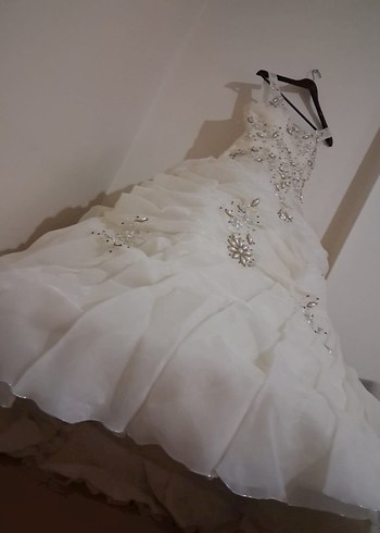 Beyaz Straplez Prenses Gelinlik - Görsel 3