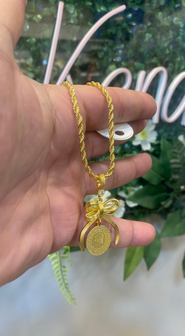 Altın Renk Fiyonk Detaylı Midi Kolye - Görsel 3