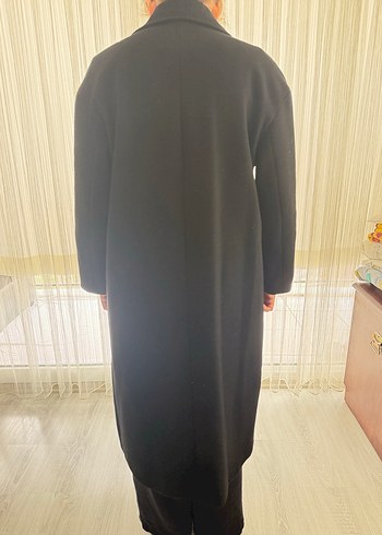 s Beden Uzun Siyah Çift Düğmeli Kaban