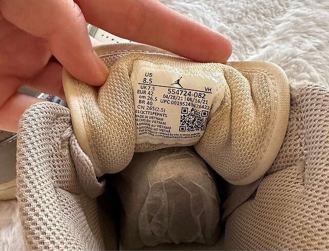 Nike Air Jordan 1 Mid - Görsel 3