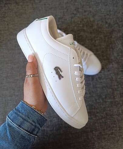 Lacoste Sneaker