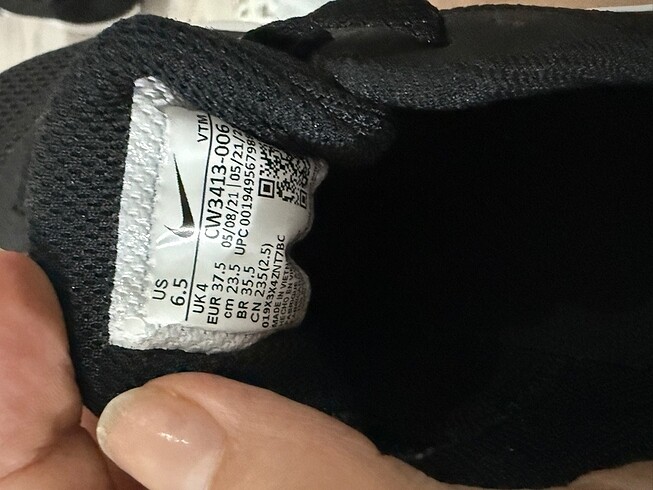 37,5 Beden Nike spor ayakkabı