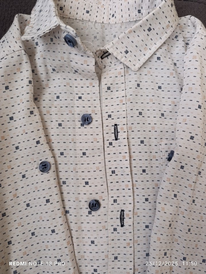 Erkek Çocuk Uzun Kollu Düğmeli Beyaz Gömlek - Görsel 3