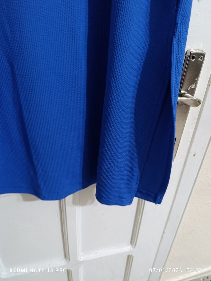 Mavi Kısa Kollu Salaş Uzun Elbise - Görsel 2