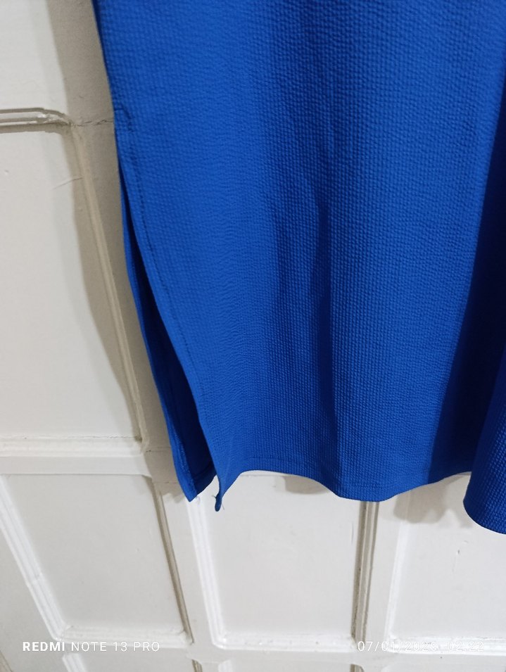 Mavi Kısa Kollu Salaş Uzun Elbise - Görsel 3