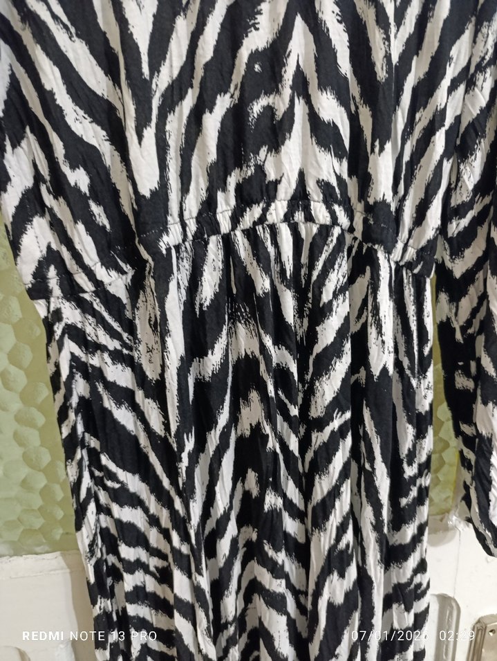 Zebra Desenli Uzun Bohem Elbise - Görsel 3