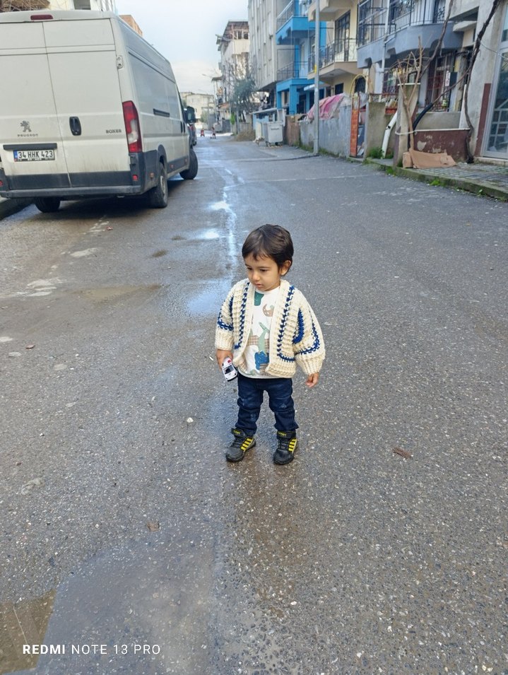 El Örgüsü Altıgen Hırka Modeli - Görsel 2