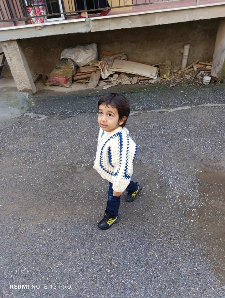 El Örgüsü Altıgen Hırka Modeli - Görsel 3