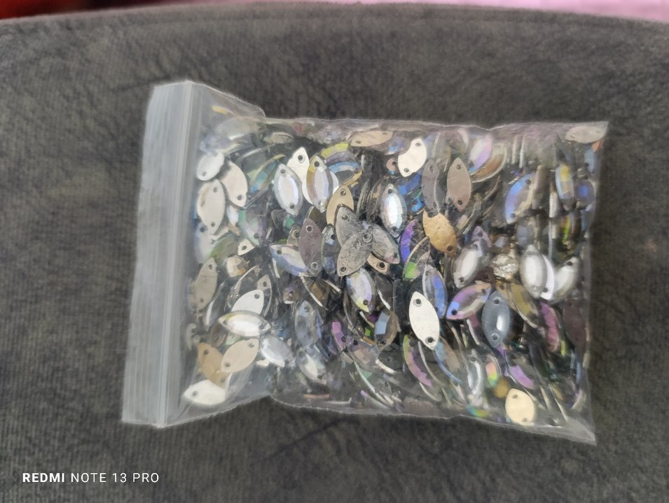 Gümüş Renkli Parlak Pul Boncuklar - Görsel 2