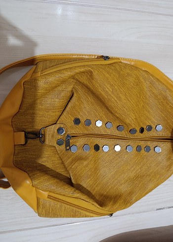 Diğer hardal sarısı taş detaylı deri kadın sırt çantası