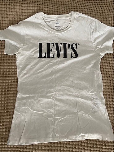 Levis Tshirt