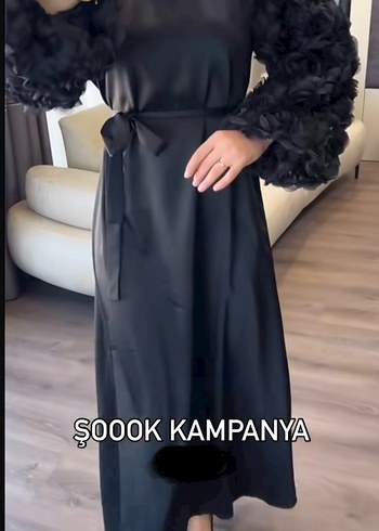 Uzun Siyah Saten Elbise