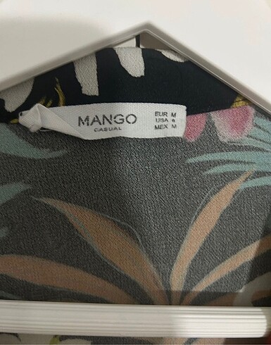 Mango Mango marka Aloha yazılı gömlek