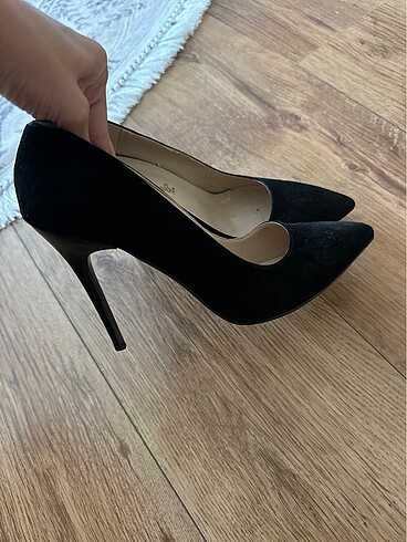 Bambi Hiç giyilmedi stiletto