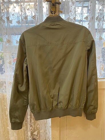xs Beden haki Renk Bershka Bomber Ceket