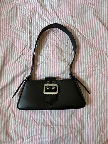 zara baget çanta