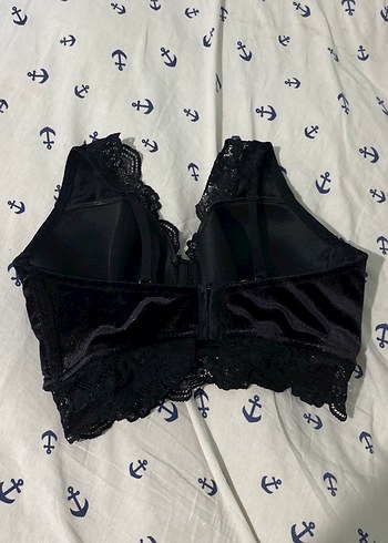Penti Siyah Gotik Dantel Sütyen