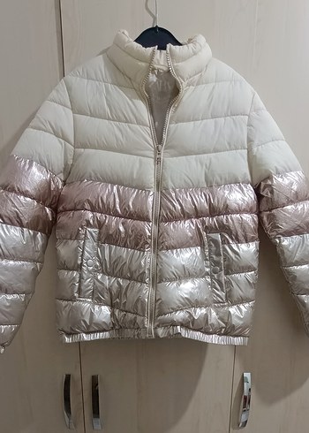 Beyaz Mini Kadın Kışlık Mont