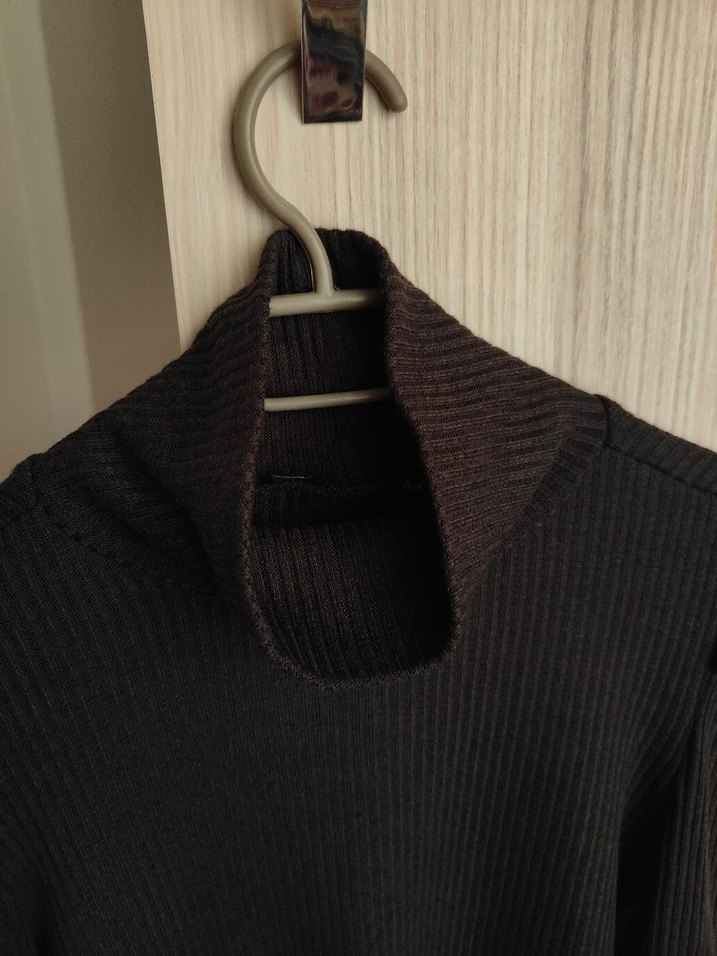 Gri Boğazlı İnce Triko Kadın Kazak - Görsel 3