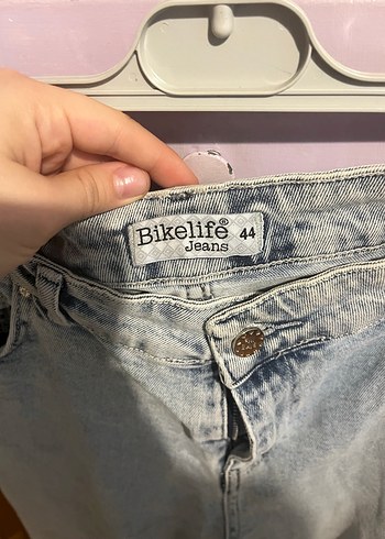 Mavi Bağlama Desenli Salaş Midi Kot Pantolon - Görsel 4