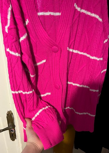 Pembe Bağlamalı Örgü Salaş Kadın Hırka - Görsel 2