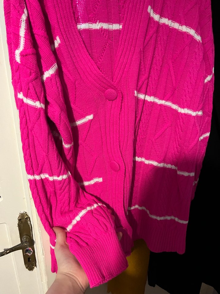 Pembe Bağlamalı Örgü Salaş Kadın Hırka - Görsel 2