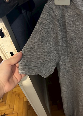 Gri Kısa Kollu Kadın Keten Tişört - Görsel 3