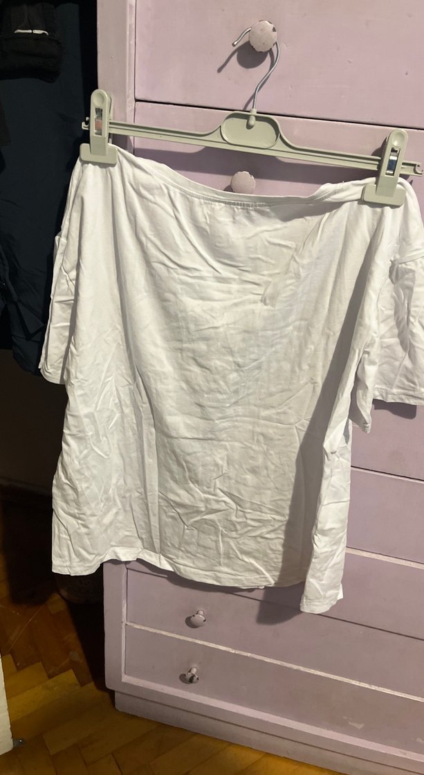 Beyaz Baskılı V Yaka Hamile Tişört - Görsel 5