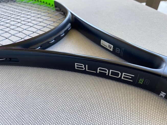 Wilson Blade 101L V6 L3