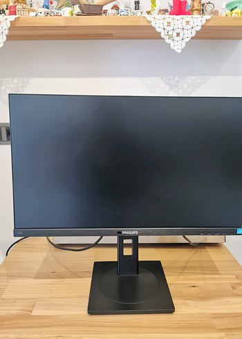 Philips 24inç Kameralı Işık Sensörlü Yükseklik Ayarlı Monitör - Görsel 7