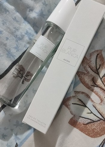 Avon Pur Blanca Kadın Parfümü - Görsel 2