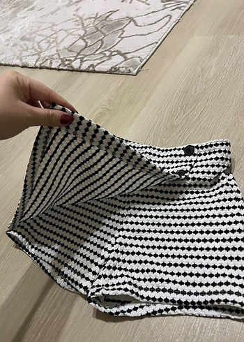 LC Waikiki Kız çocuk şortlu etek